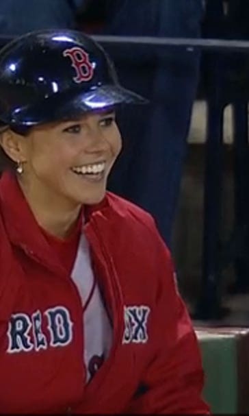 Red Sox ballgirl flashes serious leather on Brantley liner